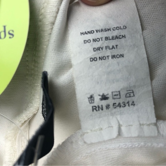 NWT WINDSOR (13/14) White lace dress with rainbow sequins - Picture 14 of 16